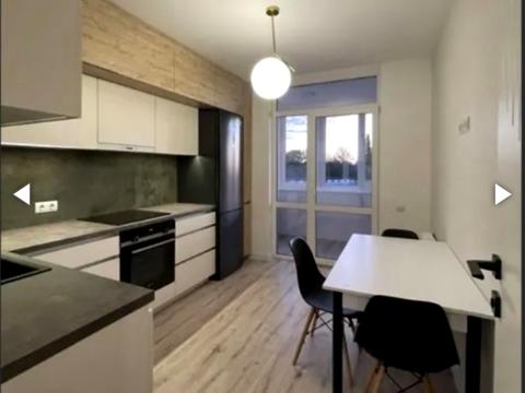 квартира за адресою Степана Бандери вул., 1е