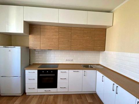 квартира за адресою Олександра Кошиця вул., 9-Б