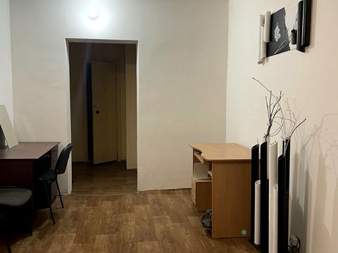 комерційна за адресою Бориса Гмирі вул., 15