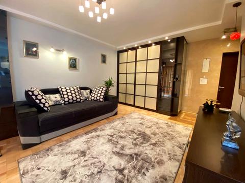 квартира за адресою Новонаводницька вул. (Лаврська), 8