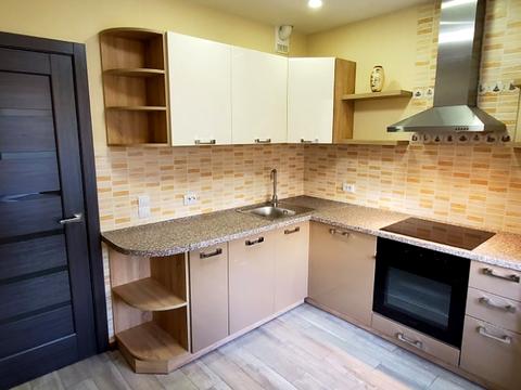 квартира за адресою Софії Русової вул., 5-Б