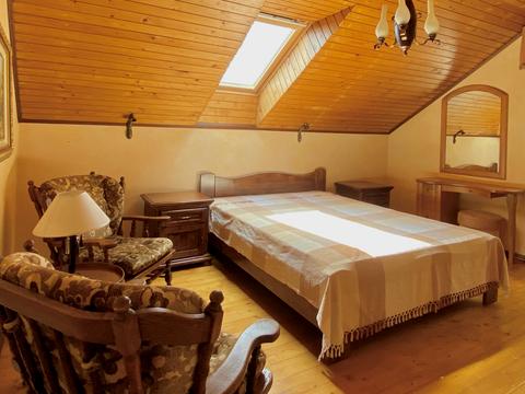 будинок за адресою Героїв Небесної Сотні, 28