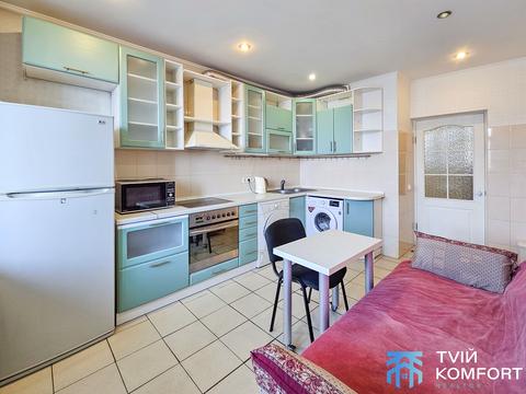 квартира за адресою Миколи Бажана просп., 10