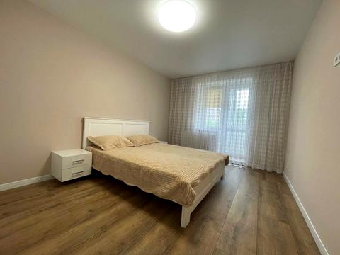 квартира за адресою Злуки просп., 22