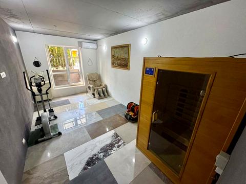 комерційна за адресою Прорізна вул., 13