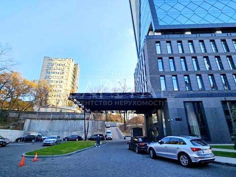 коммерческая по адресу Василия Стуса ул., 35