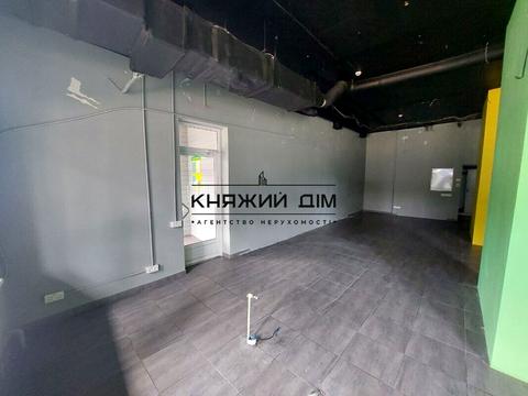 коммерческая по адресу Авиаконструктора Игоря Сикорского ул. (Танковая), 1