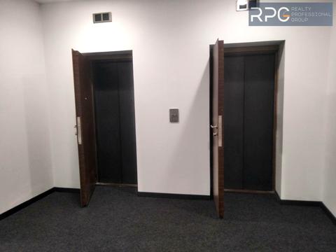 комерційна за адресою Музейний пров., 4