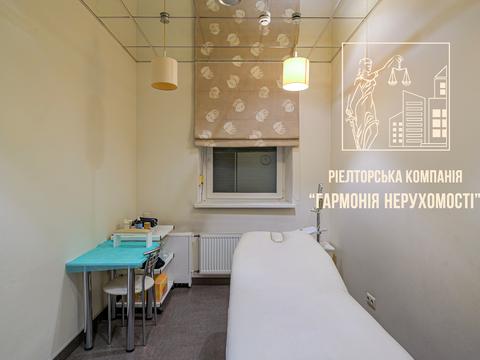 комерційна за адресою Київ, Жуля Верна бульв. (Ромена Роллана), 4