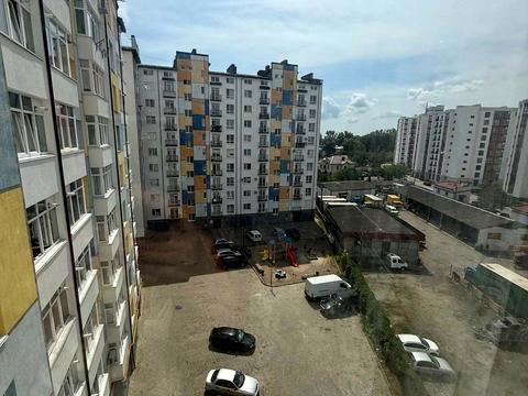 квартира за адресою Олександра Довженка вул., 5