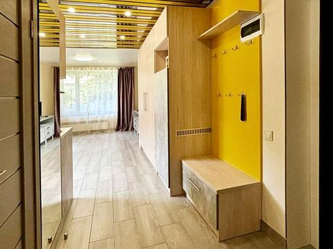 квартира за адресою Лоцманський узвіз, 9
