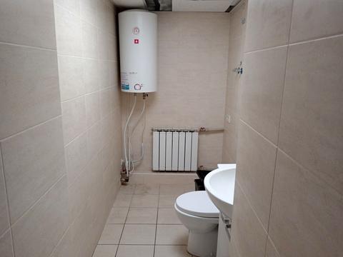 комерційна за адресою Академіка Городоцького, 4
