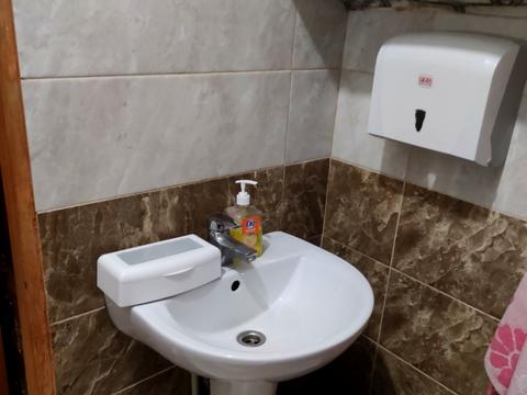 комерційна за адресою Олега Антонова вул. (Карла Маркса), 7