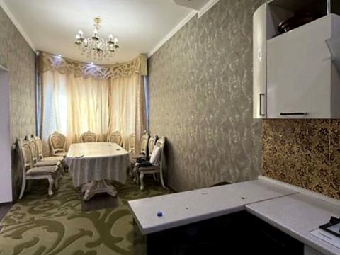 будинок за адресою Дмитріївська вул. (Дмитрія Донського)
