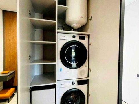 квартира за адресою Салютна вул., 2к23