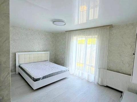 будинок за адресою с. Баранинці, Фізкультурна, 15