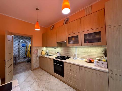 квартира за адресою Кам'янецька вул., 24а
