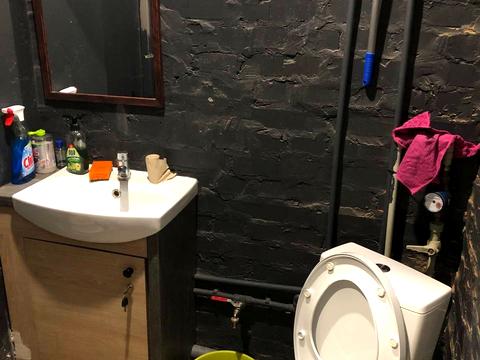 комерційна за адресою Юрія Кондратюка вул., 3