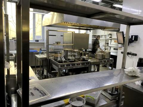 комерційна за адресою Русанівська набережна вул., 4