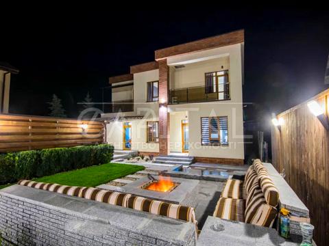 дом по адресу квітки цісик, 11