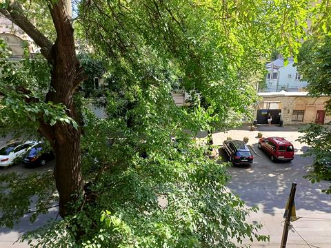 квартира за адресою Святослава Караванського вул. (Жуковського), 40