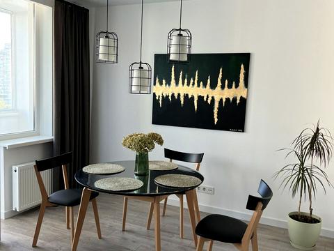 квартира за адресою Івана Крамського вул., 9