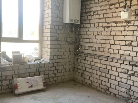 квартира за адресою Комарова, 27