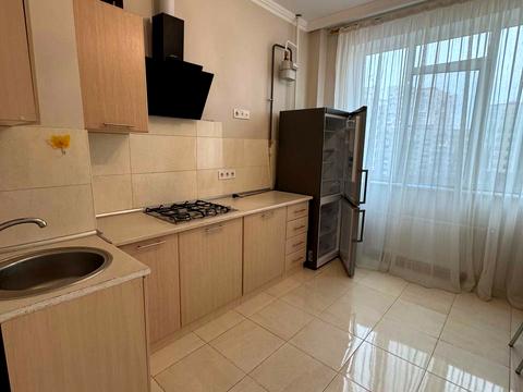 квартира за адресою Олексія Вадатурського вул. (Маршала Малиновського), 18б