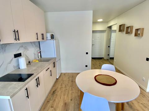 квартира за адресою Івана Білика вул. (Яблунева), 11