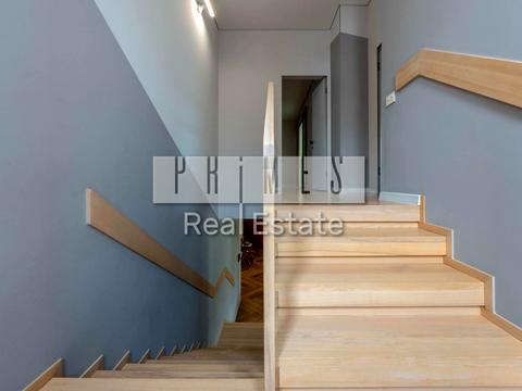 будинок за адресою Молодіжна вул.