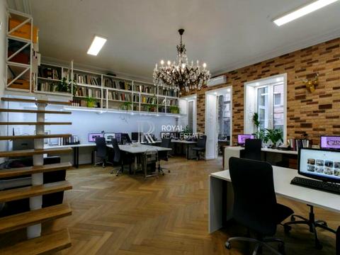 коммерческая по адресу Шота Руставелі, 35