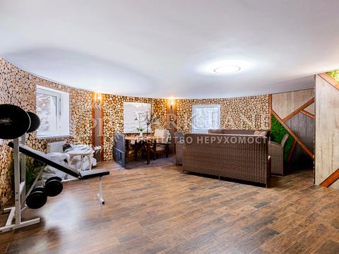 будинок за адресою Молодіжна вул.