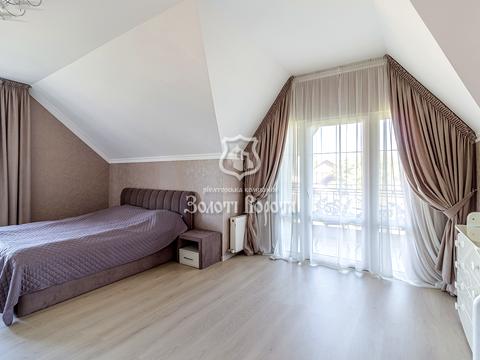 будинок за адресою Космонавтів вул., 32