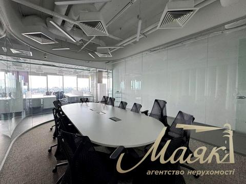 коммерческая по адресу Спортивная пл., 1а