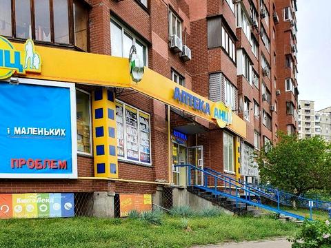 коммерческая по адресу Драгоманова ул., 17