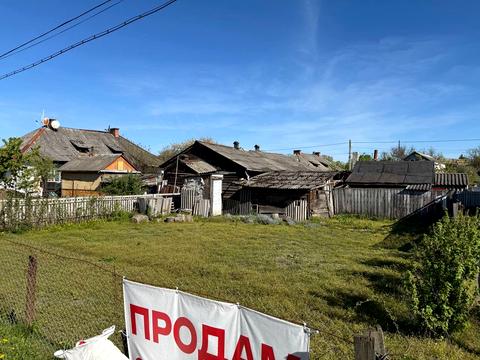 будинок за адресою Залізнична 1/3