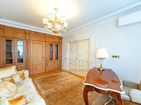 квартира по адресу Андрея Верхогляда ул. (Михайла Драгомирова), 7
