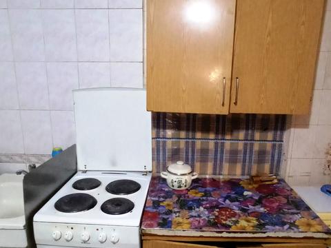 кімната за адресою Азербайджанська вул. (Бакинських Комісарів), 8-А