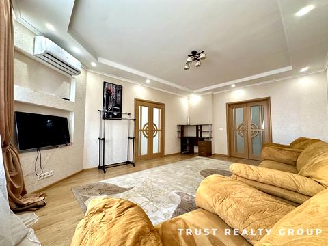 квартира за адресою Олени Пчілки вул., 5