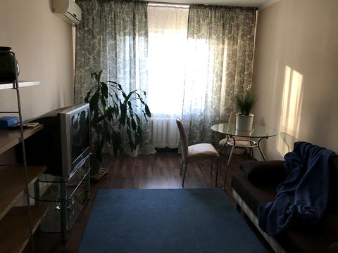 квартира за адресою Милославська вул., 8