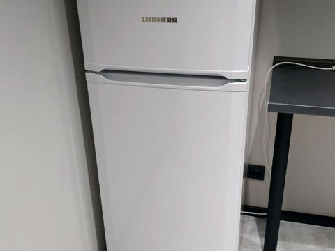 комерційна за адресою Митрополита Василя Липківського вул. (Урицького), 37-Б