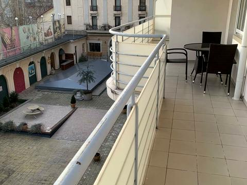 квартира по адресу Французский бульв., 5