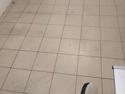 комерційна за адресою Левка Лук'яненка вул. (Маршала Тимошенка), 13-А