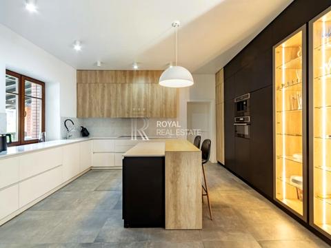 будинок за адресою Вишнева вул. (Леніна)