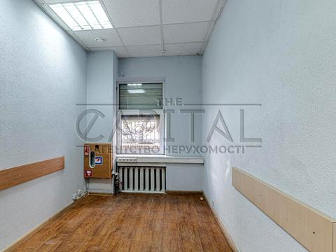 комерційна за адресою Саксаганського вул., 67