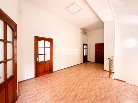 комерційна за адресою Костомарівська вул., 3