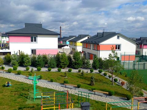 дом по адресу Кулика і Гудачека ул. (Макарова)