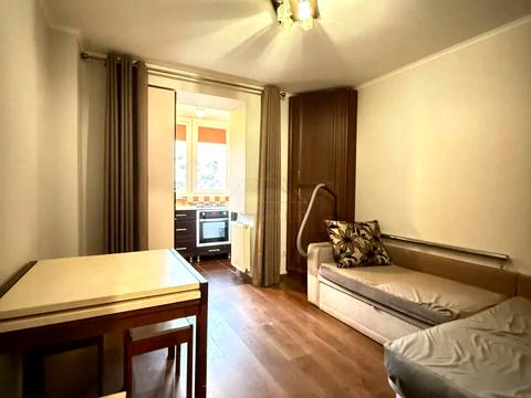 квартира за адресою Крайна вул., 1В