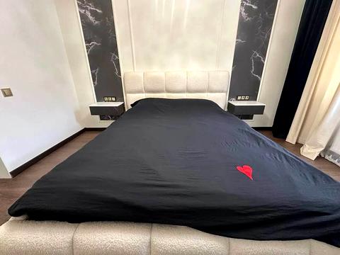квартира за адресою Андрія Мельника вул., 10 к8