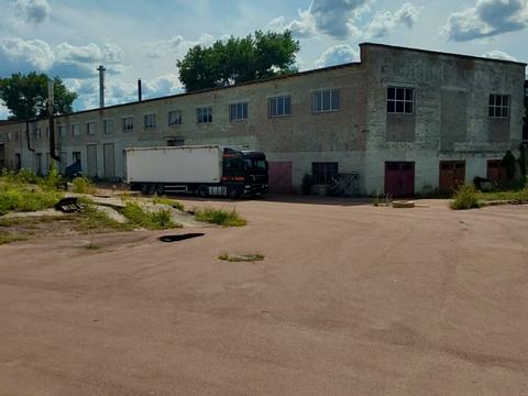 комерційна за адресою Шухевича, 17